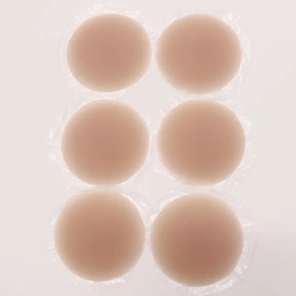 Sb4b8fdbd5956414582a6a79414328997r-1.webp Round Shape Reusable Silicone Nipple Covers Invisible Seamless Breast Petals No Show Full Coverage Nip Pasties Sticky Bra